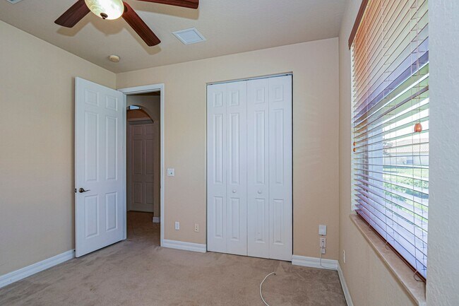 Building Photo - 5561 57th Way