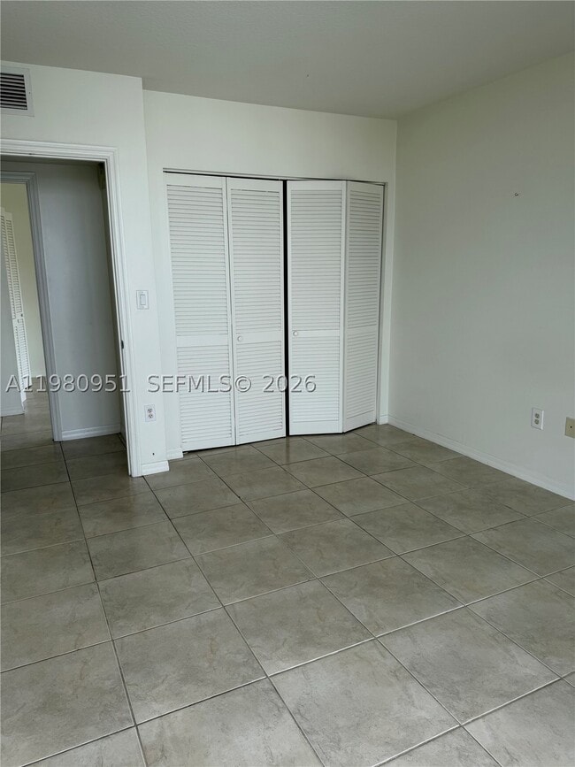 Building Photo - 900 SW 8th St