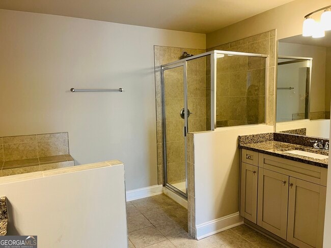 Building Photo - 6005 Arbor Knoll Pl