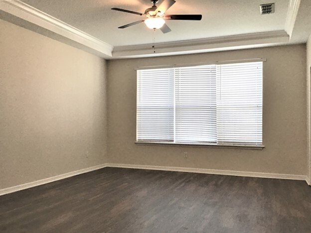 Building Photo - 12627 Lake Sawyer Dr