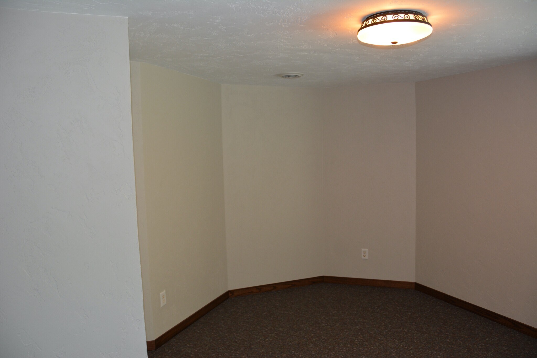 Building Photo - 327 Cordy Lane