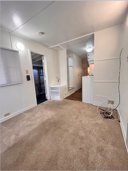 Building Photo - 15012 Lemoli Ave