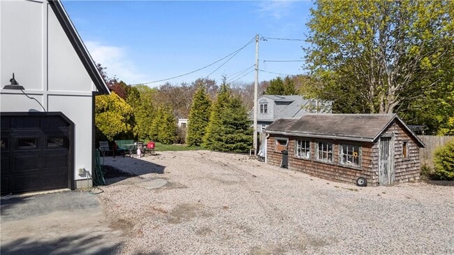 Building Photo - 202 Old Mill Ln