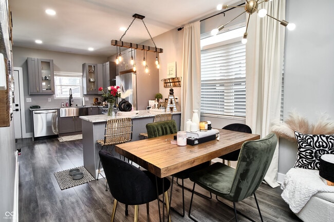 Building Photo - 1714 Milburn St