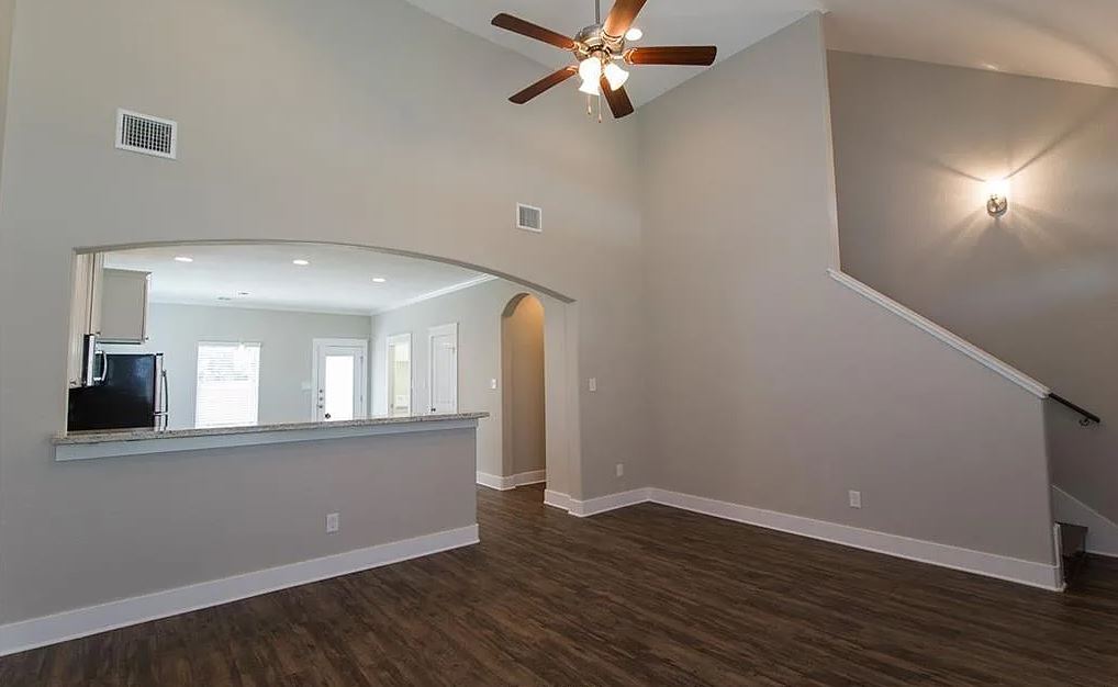 Building Photo - 116 Waverly Dr
