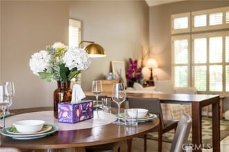 Building Photo - 6933 Stanislaus Pl