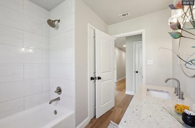 Building Photo - 313 Devillier St