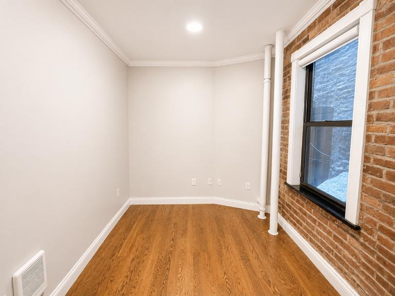 Building Photo - 115 Mulberry St
