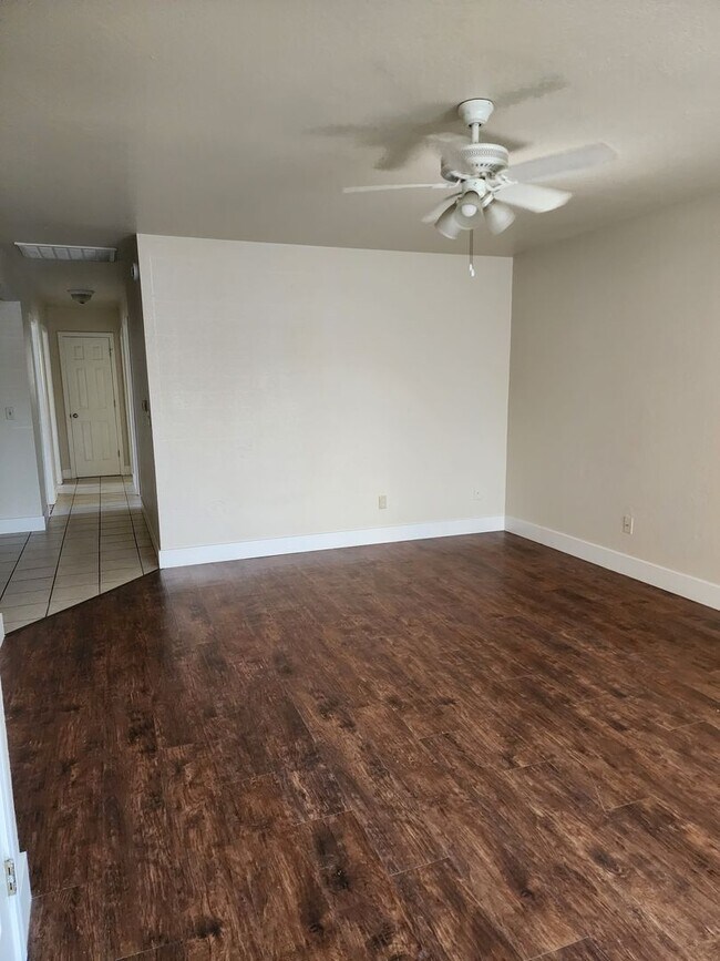 Building Photo - 3 bedroom 1 bath with Garage converted to ...