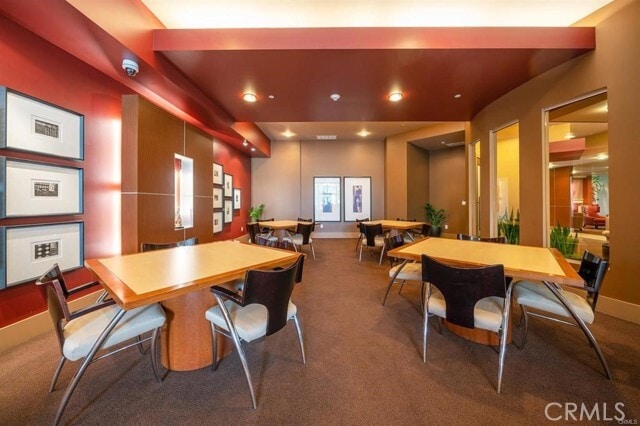 Building Photo - 411 W Seaside Way