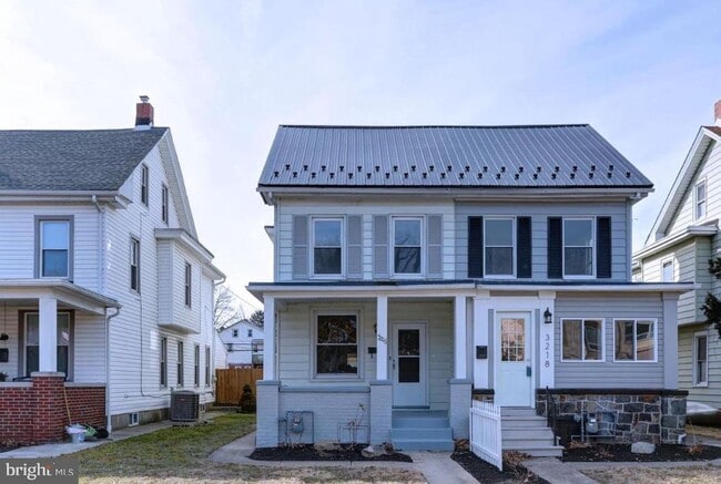 Primary Photo - 3216 Green St