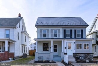 Building Photo - 3216 Green St
