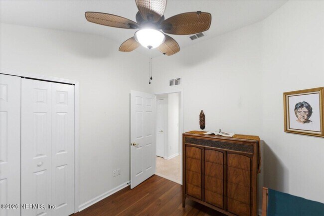 Building Photo - 900 Oak Arbor Cir