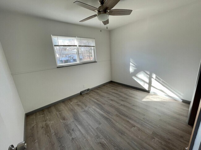 Building Photo - Newly Renovated 4 Bed 2 Bath House Near CSU!