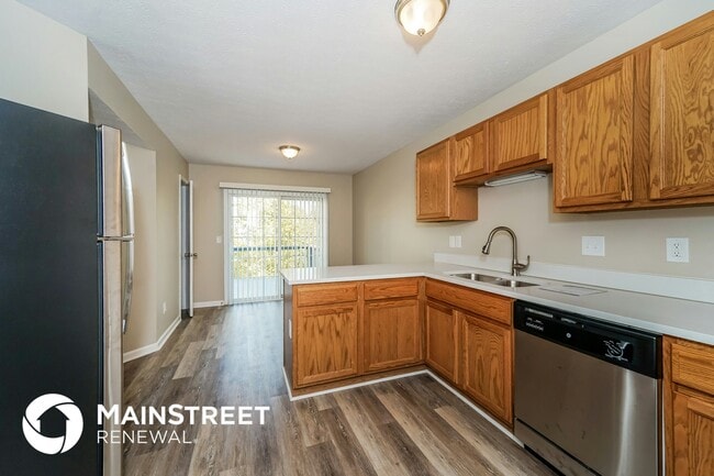 Building Photo - 4301 Willowview Blvd