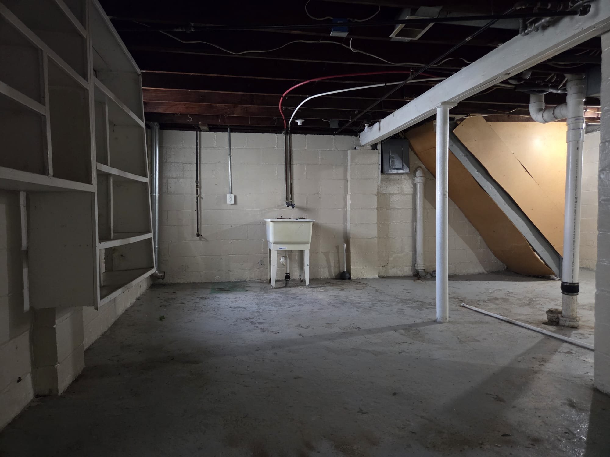 Building Photo - 13835 Barclay St