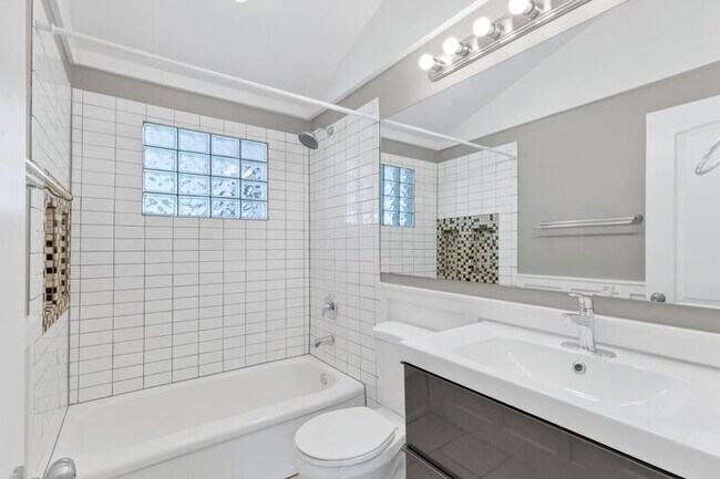 Building Photo - 6260 W 61st Ave