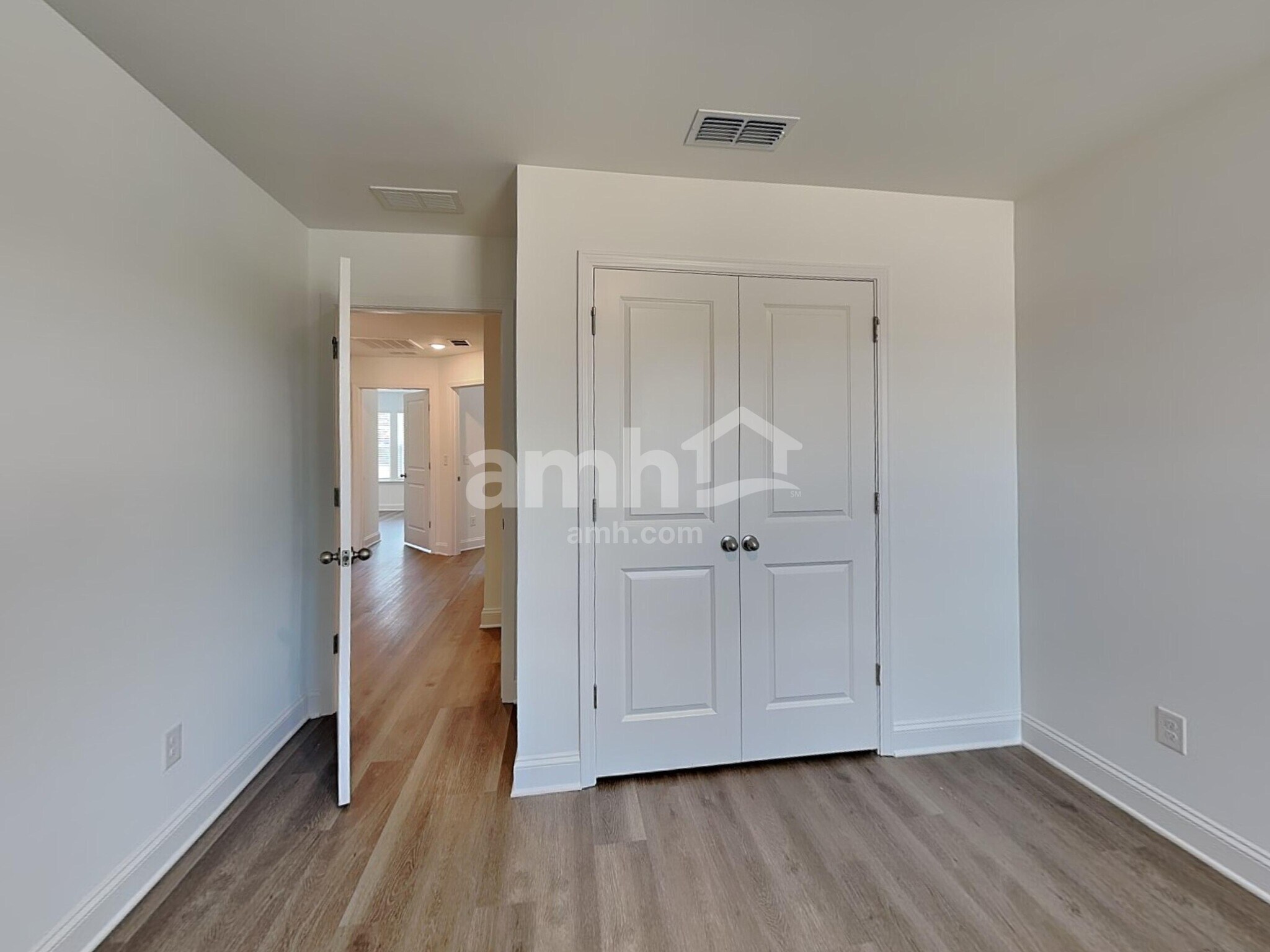 Building Photo - 1120 Livengood Wy