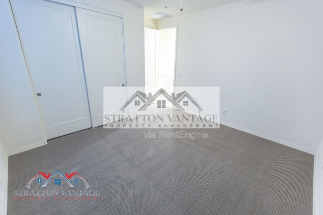 Building Photo - 1953 W Kinfield Trail