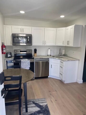 Building Photo - 2403 Central Ave