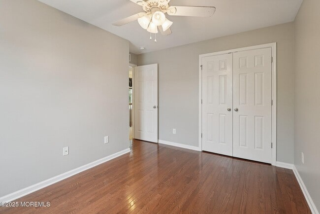 Building Photo - 102 Warbler Way