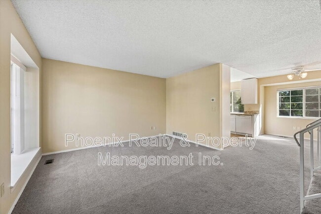 Building Photo - 214 S Tyler Ave