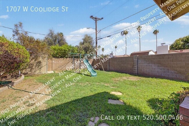 Building Photo - 1707 W Coolidge St