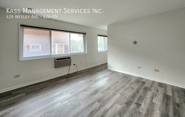 Building Photo - 426 Wesley Ave