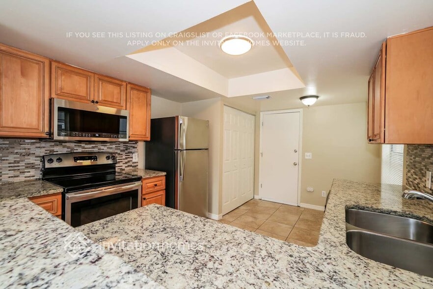Building Photo - 1618 Crossridge Dr