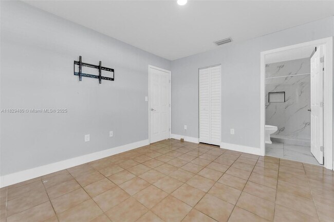 Building Photo - 14711 SW 61st Terrace