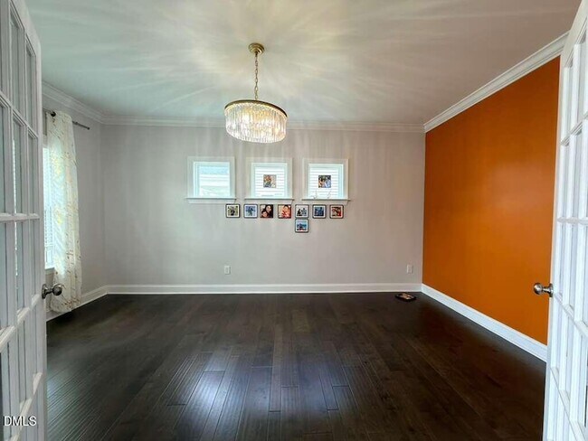 Building Photo - 513 Acerno Dr