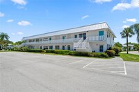 Building Photo - 2929 SE Ocean Blvd