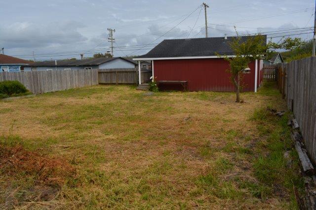 Building Photo - Very Cute Beach Cabin! Between Eureka & Arcata, 2 bedroom home with spacious yard