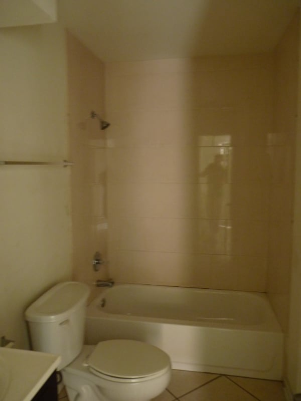 Building Photo - 8506 Valor Dr