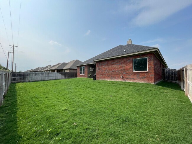 Building Photo - 4-Bedroom House for Rent in Temple