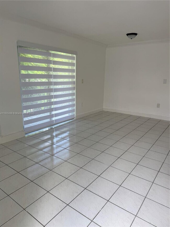 Building Photo - 6961 SW 129th Ave