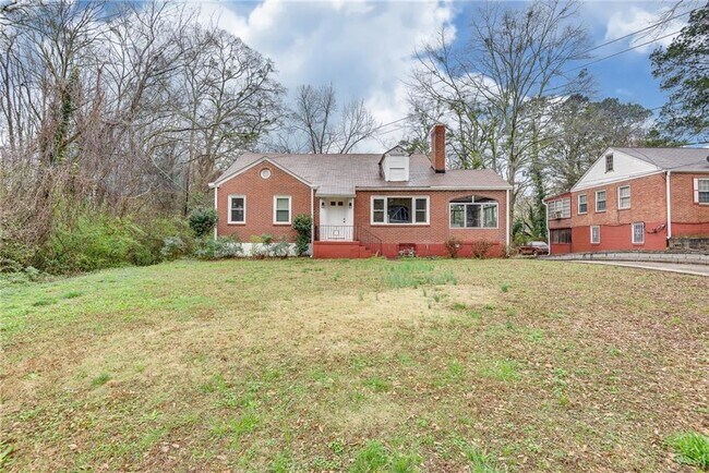 Building Photo - 1287 Eastland Rd SE