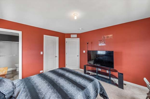 Building Photo - 2270 Aurora Dr