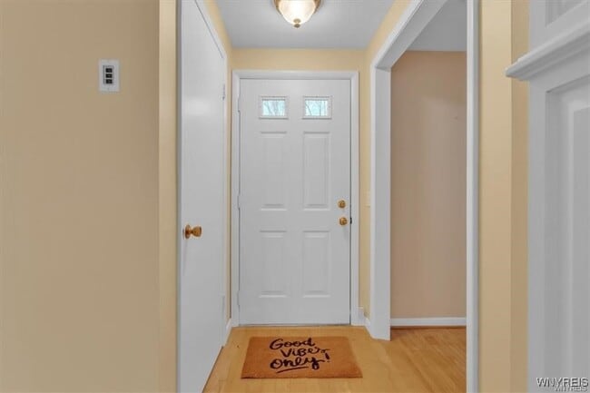 Building Photo - 116 Segsbury Rd