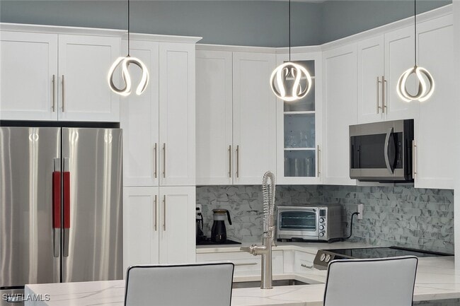 Building Photo - 2330 4th Ave SE