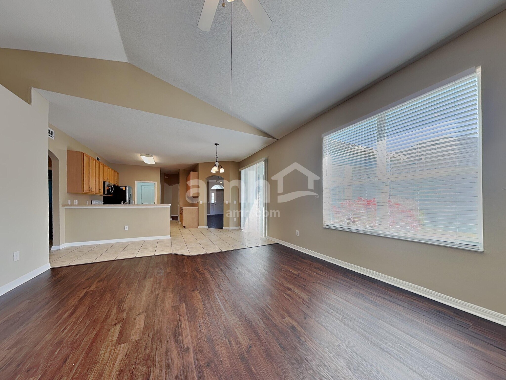 Building Photo - 1531 Kish Blvd