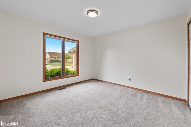 Building Photo - 53638 Springhill Meadows Dr