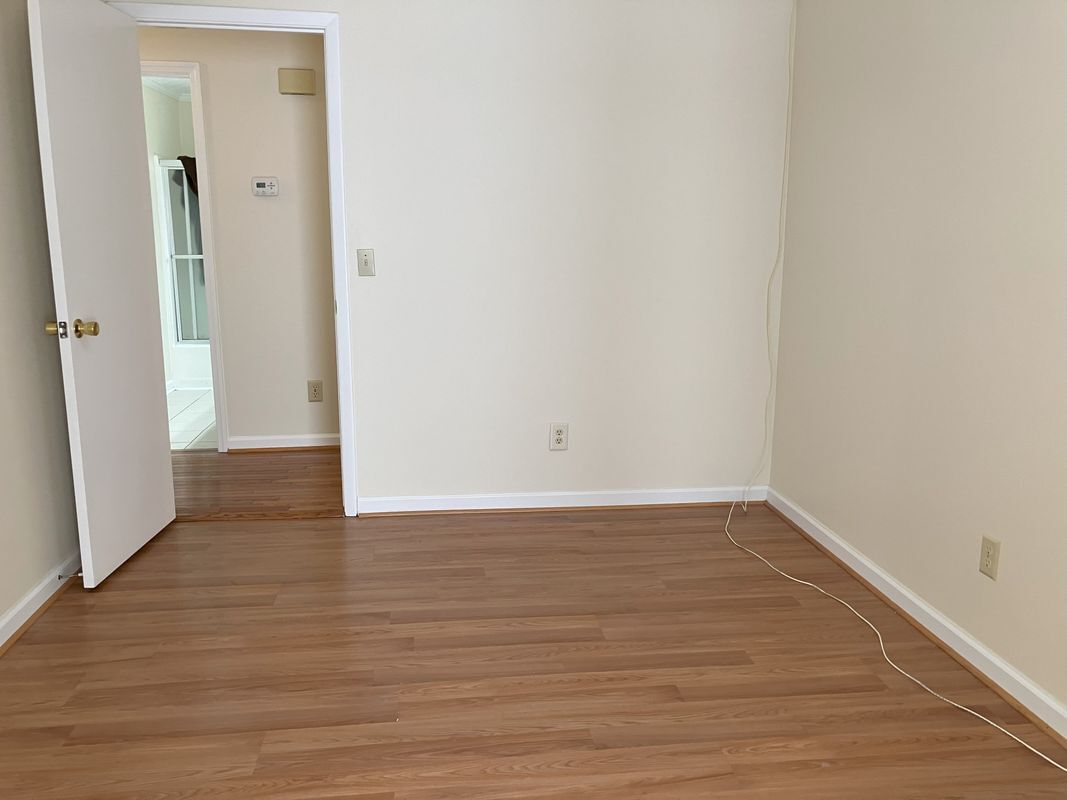 Building Photo - 577 Virginia Ave