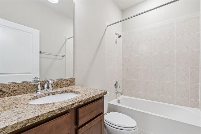 Building Photo - 7260 Duxbury Ln