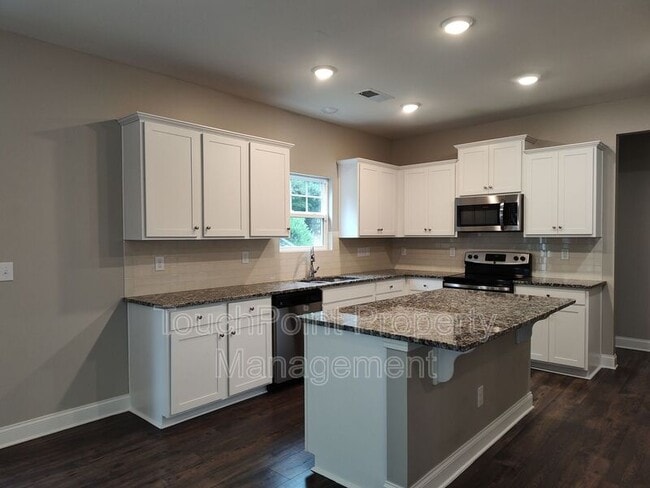 Building Photo - 9415 Segundo Ln