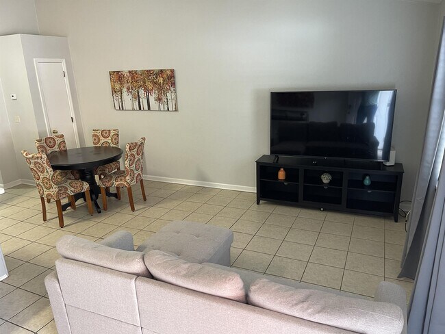 Building Photo - 2314 Hartsfield Way