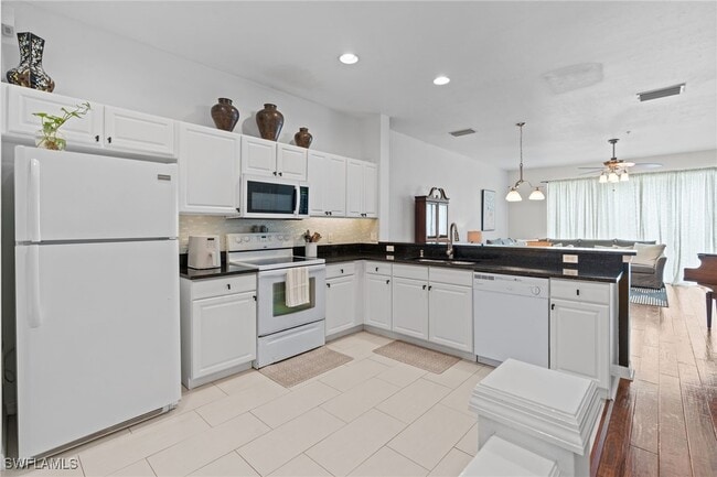 Building Photo - 941 Hampton Cir