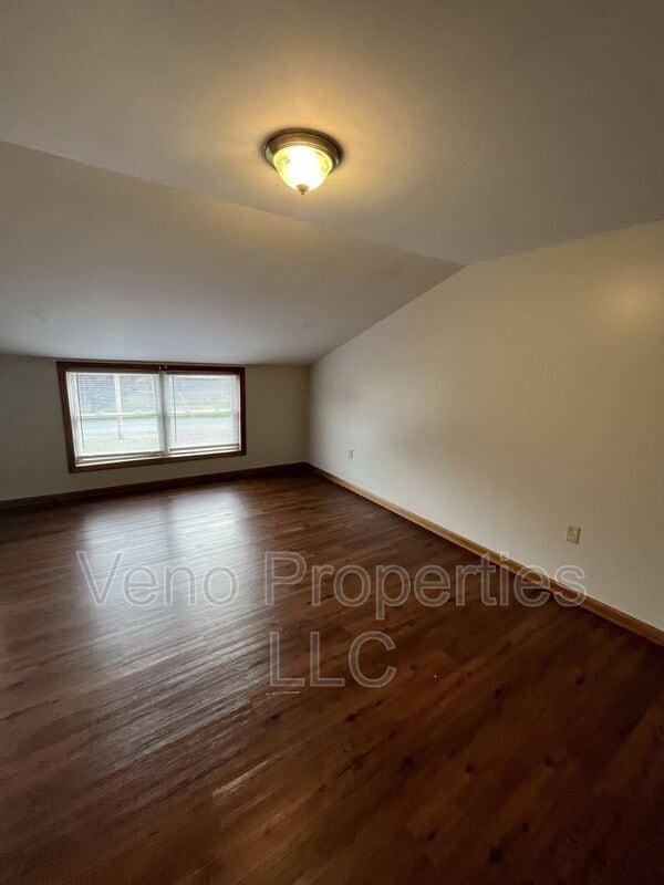 Building Photo - 12 Gas Plant Rd