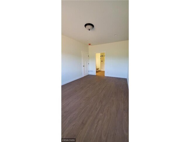 Building Photo - 1229-1231 Wisteria Ln