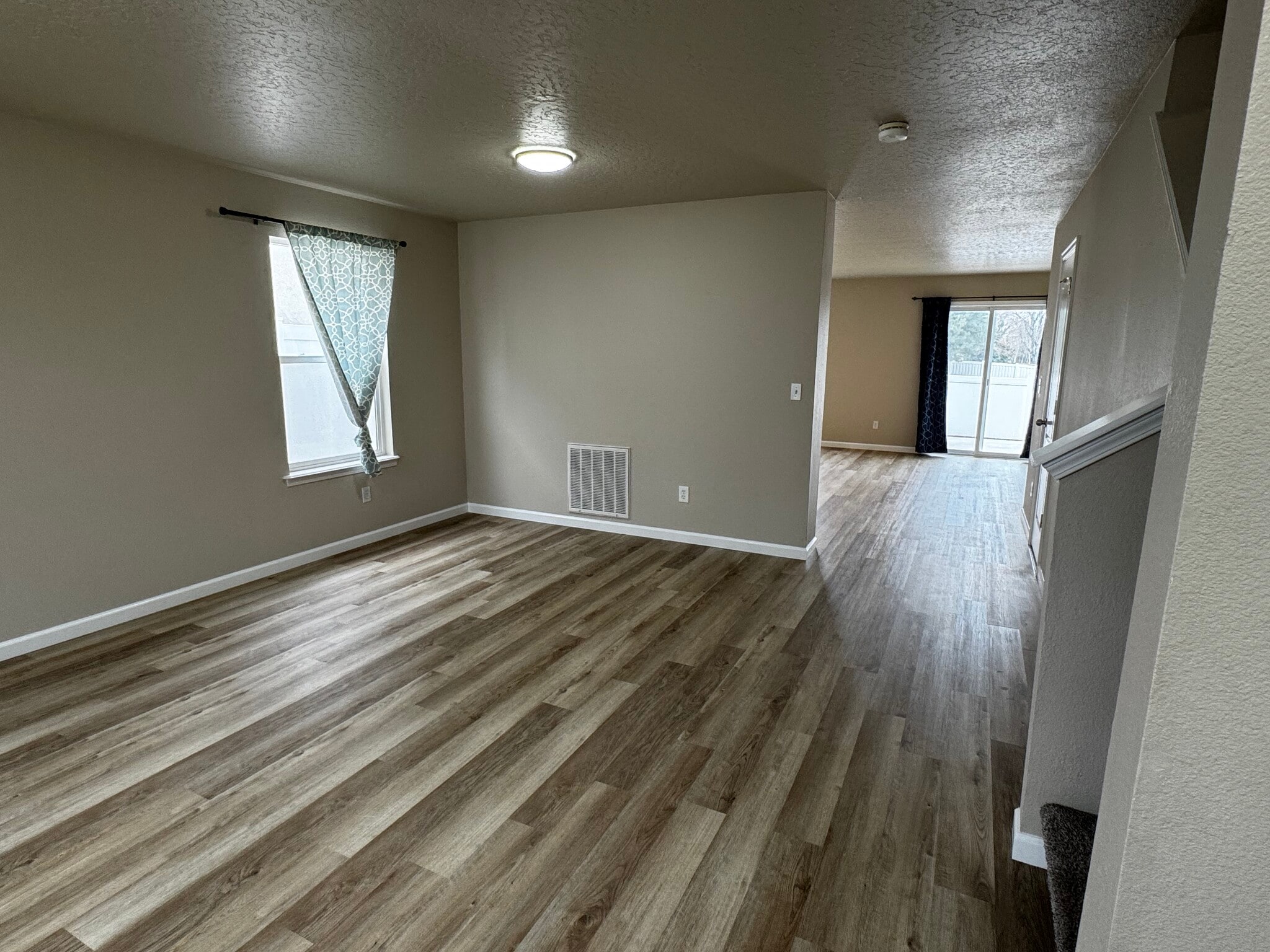 Building Photo - 172 W Tehuti Ct